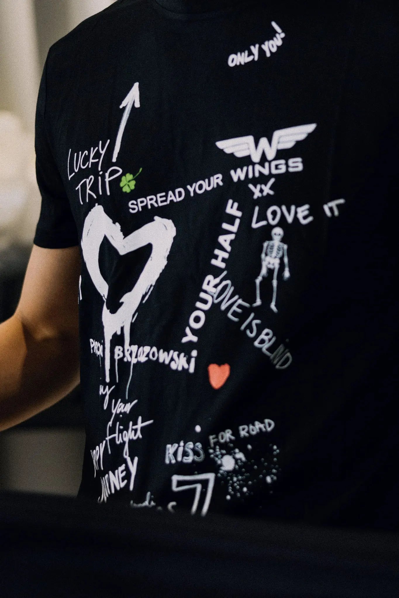 T-shirt OVERSIZE z printem Wings x Paprocki & Brzozowski UNISEX WINGS X PAPROCKI BRZOZOWSKI
