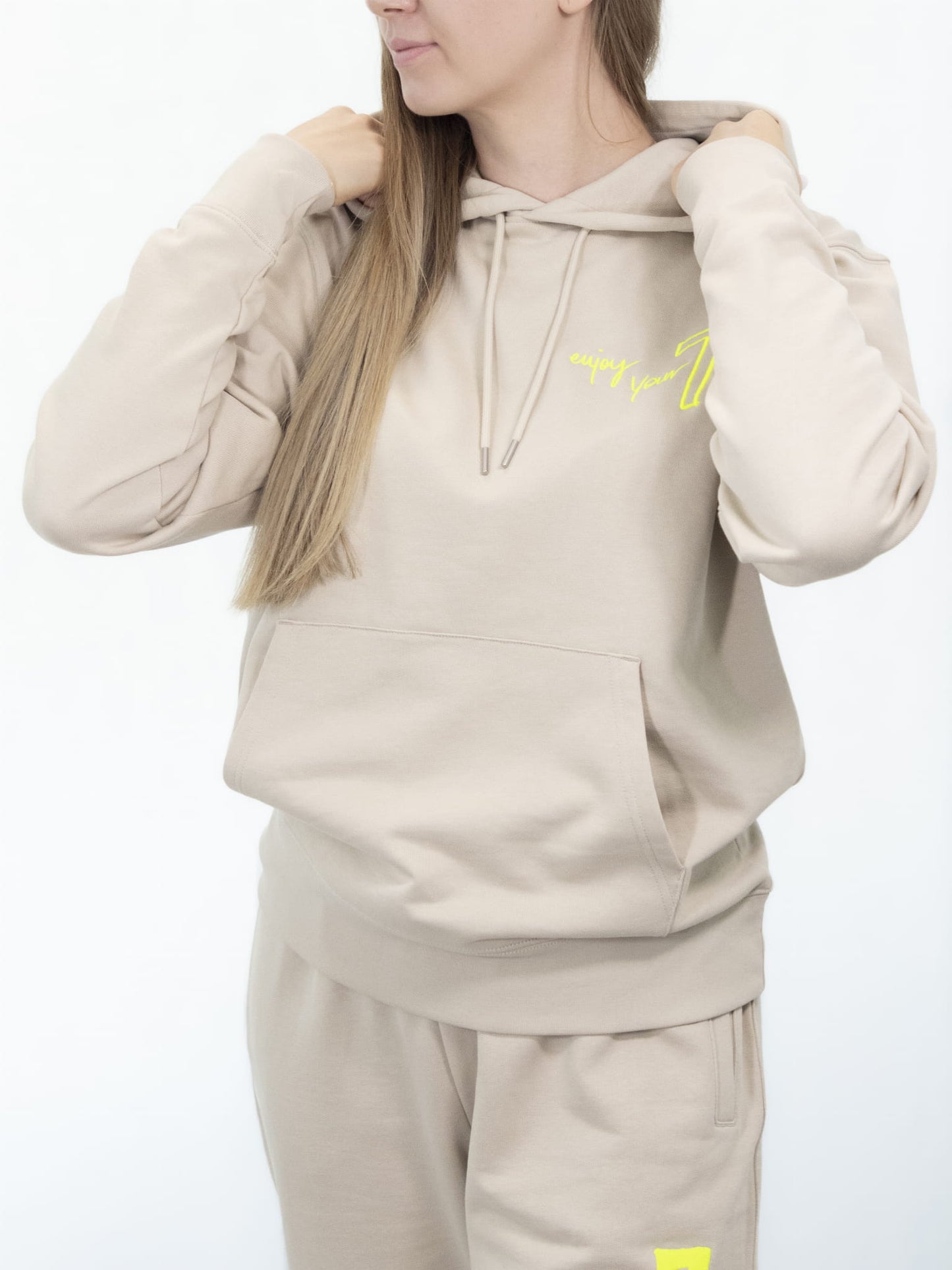 Beżowa Bluza OVERSIZE z haftem Wings x Paprocki & Brzozowski UNISEX