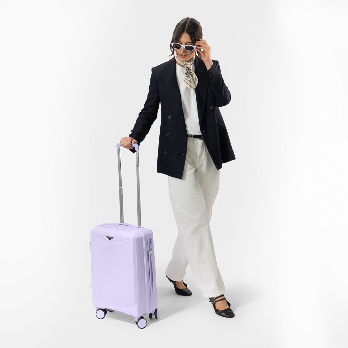 Walizka kabinowa Wings COCKATIEL polipropylen 20" WHITE PURPLE