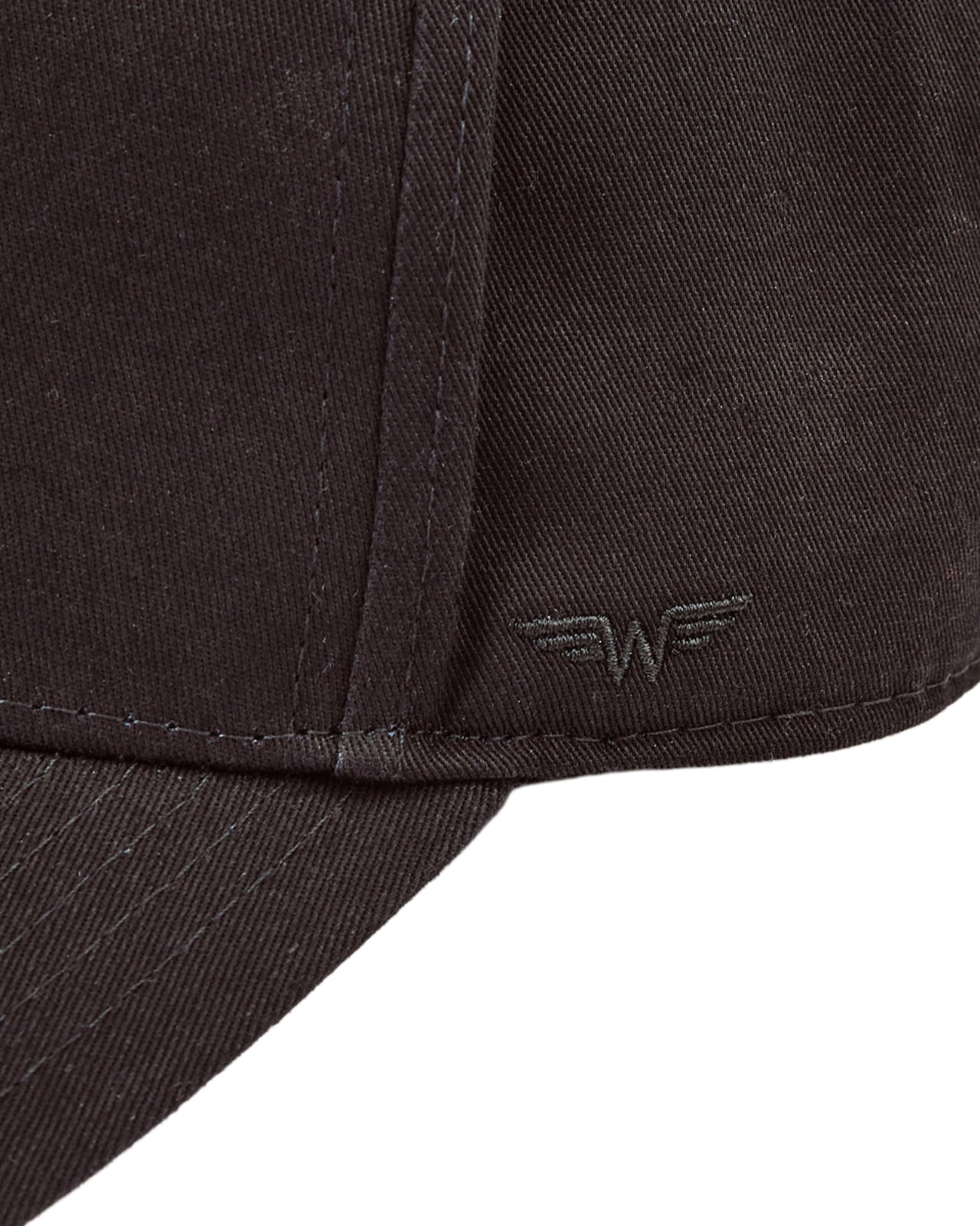 Czapka z daszkiem WINGS UNLEASH BLACK