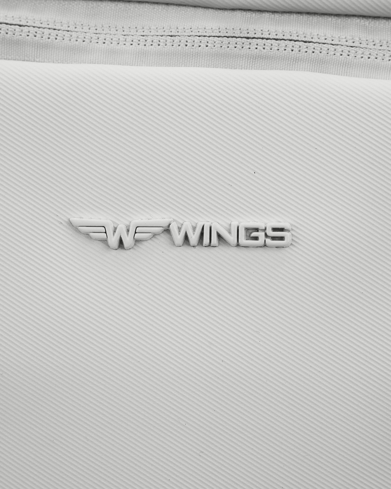 Plecak kabinowy WINGS CBP003 bagaż z kieszenią na laptop i systemem wentylacji pleców GREY