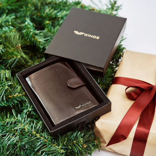 Jak odróżnić skórę naturalną od syntetycznej? Praktyczny poradnik dla świadomych klientów