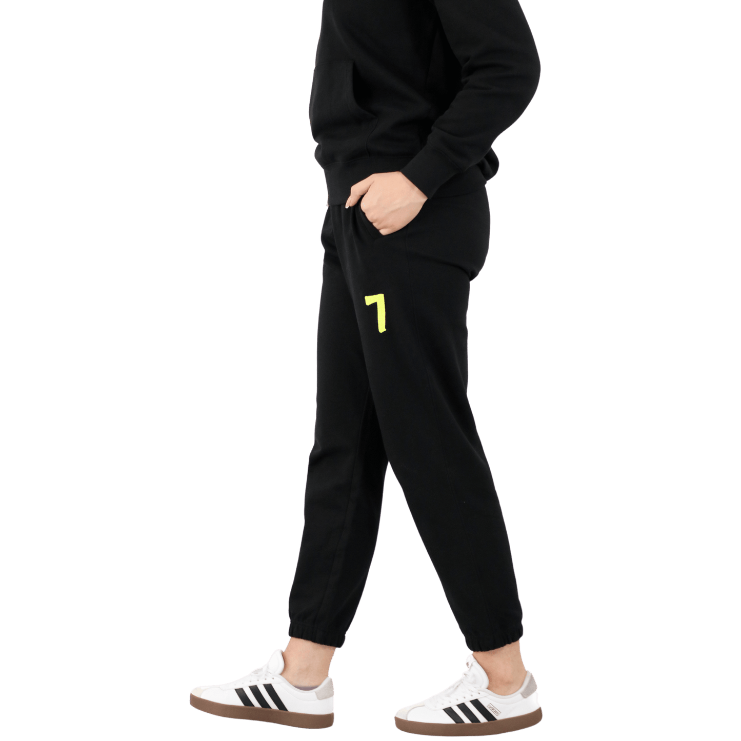 Czarna Bluza OVERSIZE z haftem Wings x Paprocki & Brzozowski UNISEX