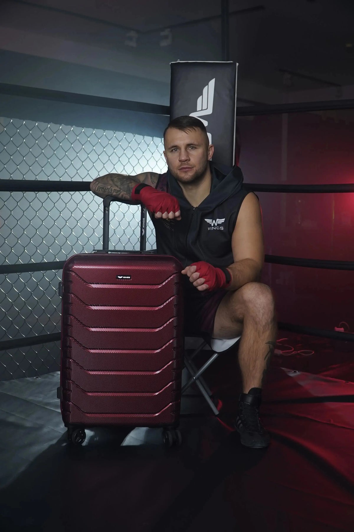 Walizka duża Wings CRAKE 28" WINE RED CRAKE COLLECTION