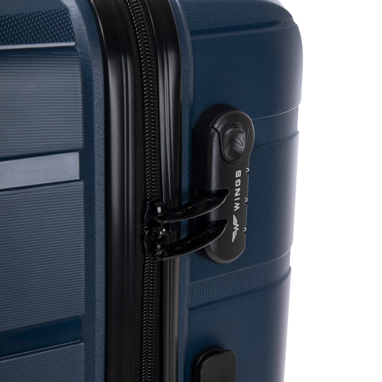 Walizka średnia Wings HAWFINCH 3.0 polipropylen 24" BLUE