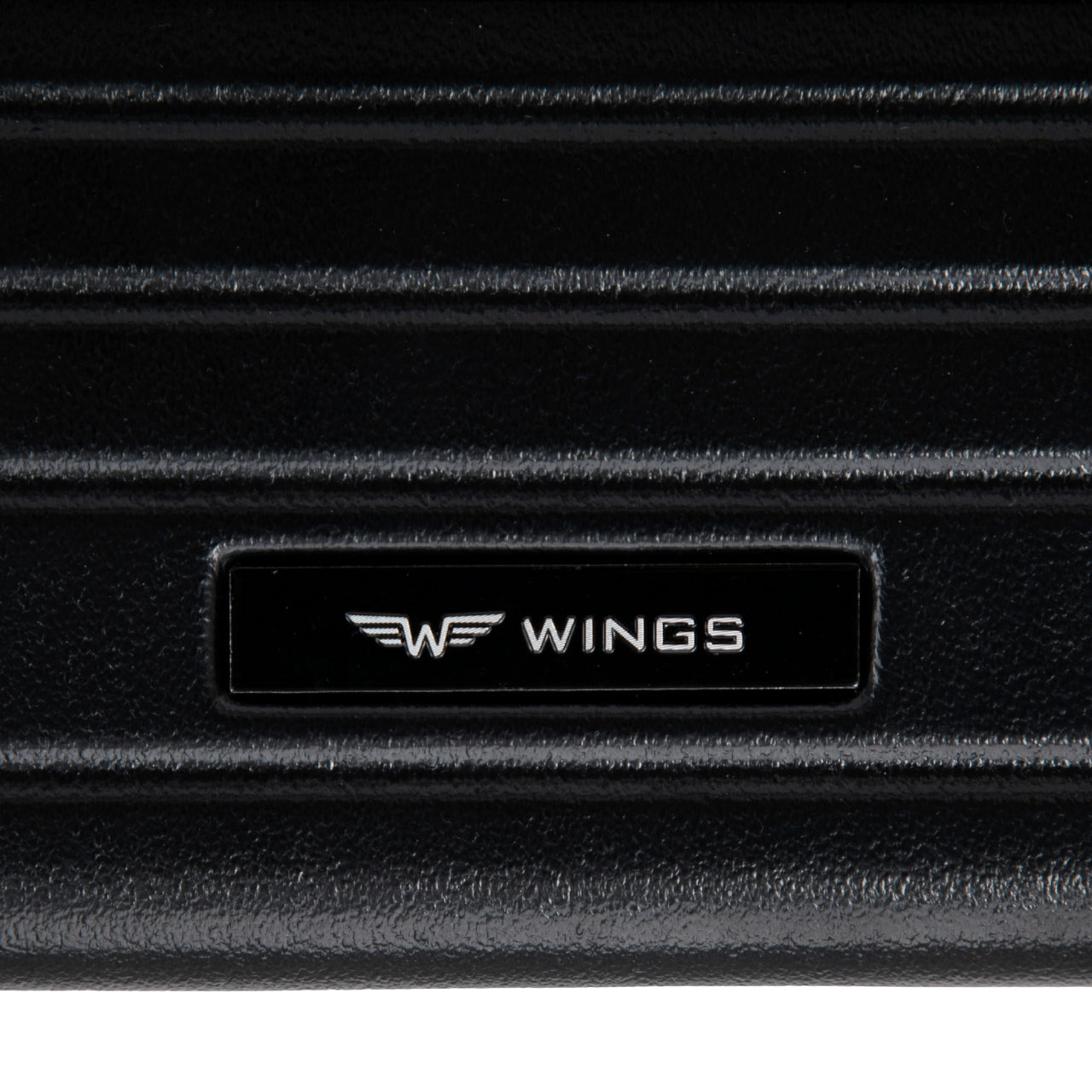Walizka kabinowa Wings  x Jagiellonia 20" z personalizacją