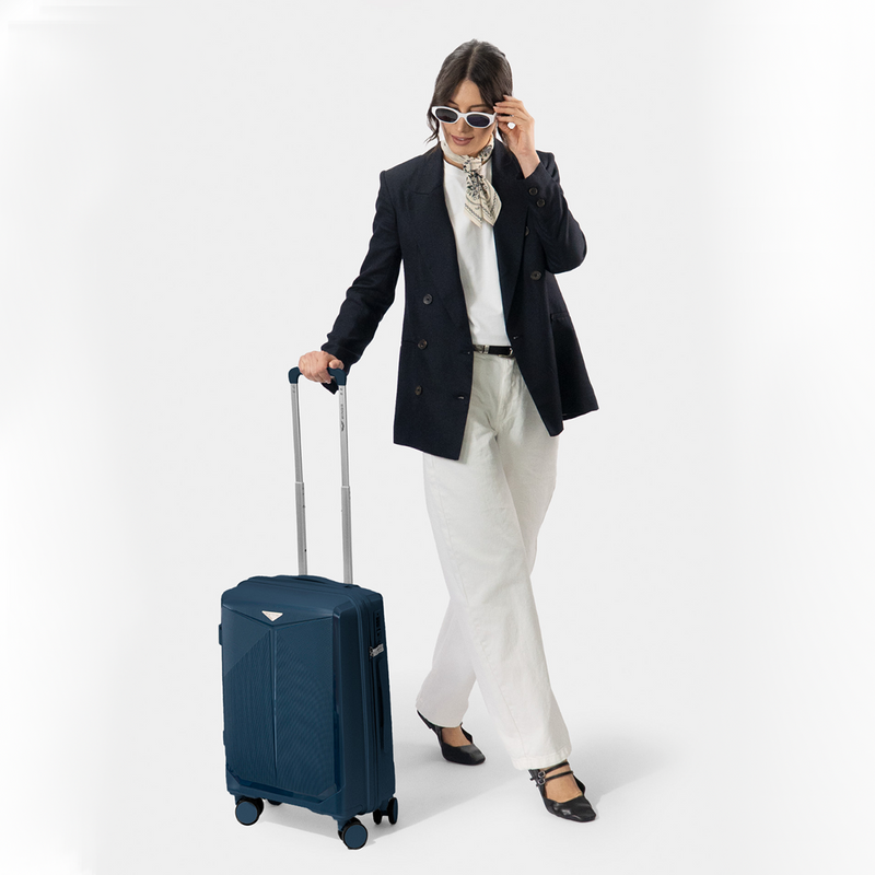 Walizka kabinowa Wings COCKATIEL polipropylen 20" BLUE