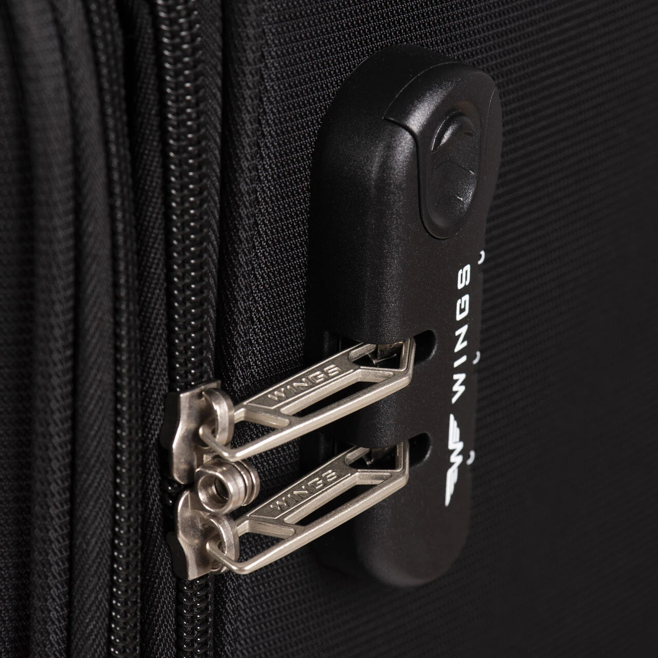 Walizka miękka kabinowa DIPPER Wings 20" BLACK