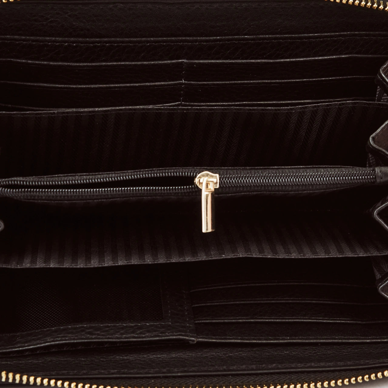 Damski portfel skórzany z paskiem na nadgarstek WINGS BLACK LEATHER COLLECTION