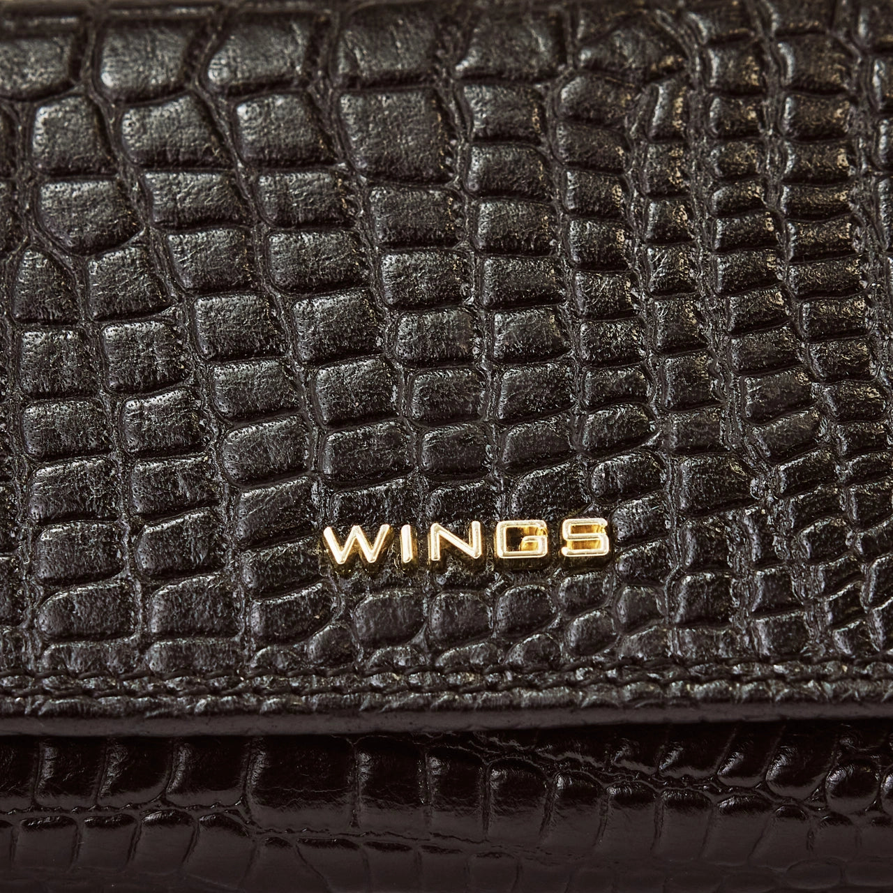 Damski portfel skórzany WINGS z ochroną RFID o pojemnym wnętrzu CROCO BLACK LEATHER COLLECTION