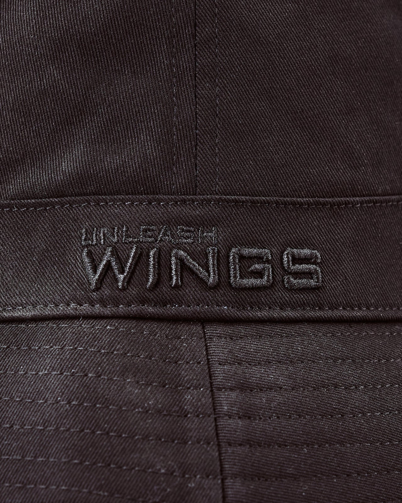 Bucket Hat WINGS UNLEASH bawełniany kapelusz BLACK