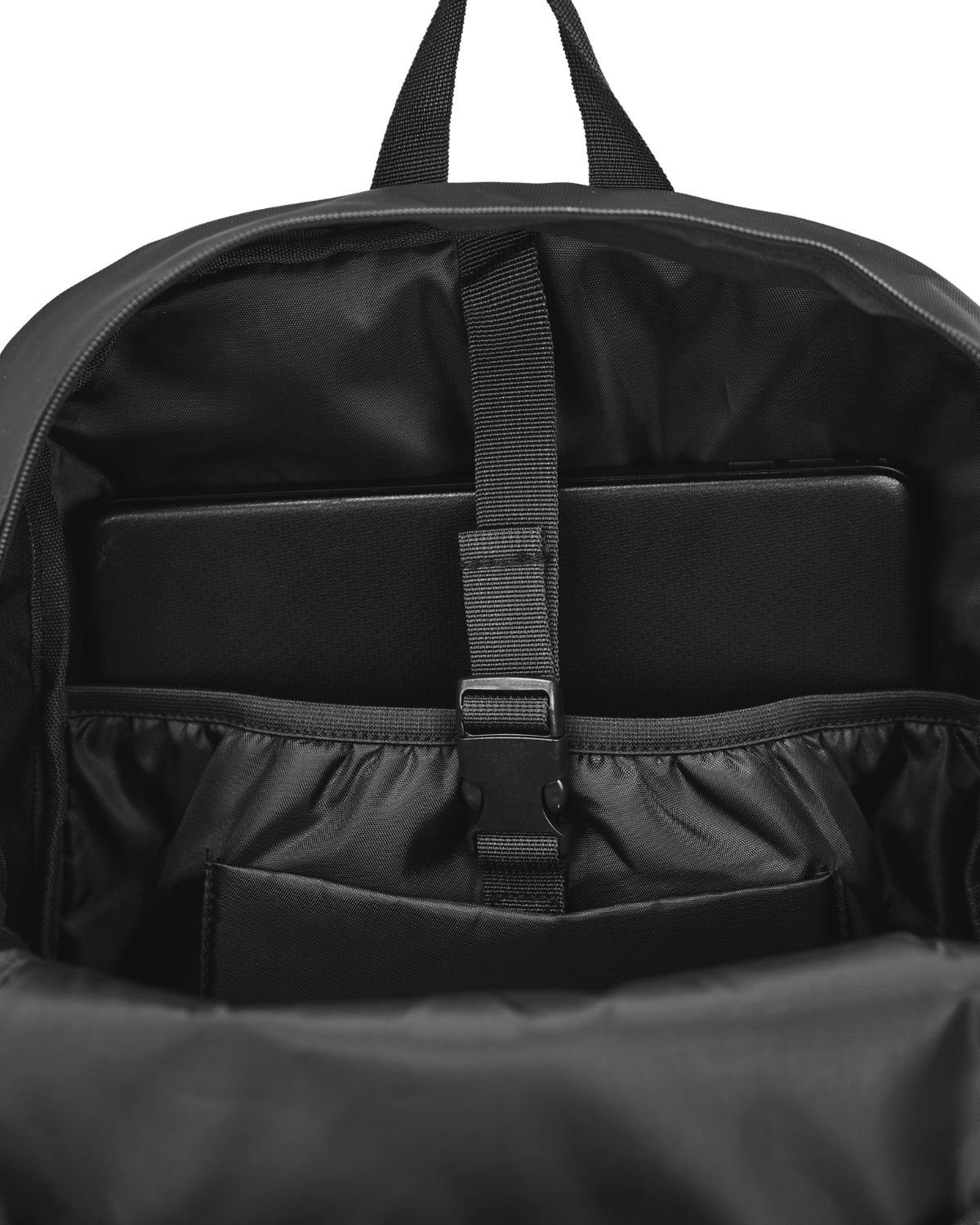 Plecak szkolny WINGS młodzieżowy 23L laptop 17 cali z kieszeniami bocznymi BLACK