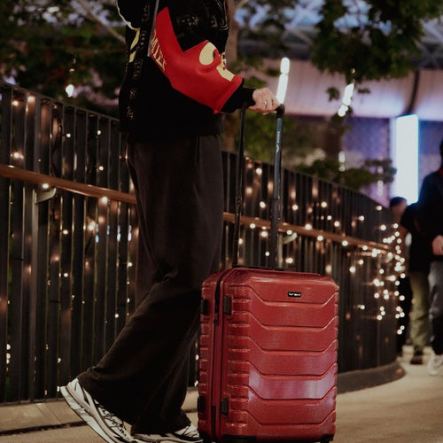 Walizka kabinowa Wings CRAKE 20" WINE RED