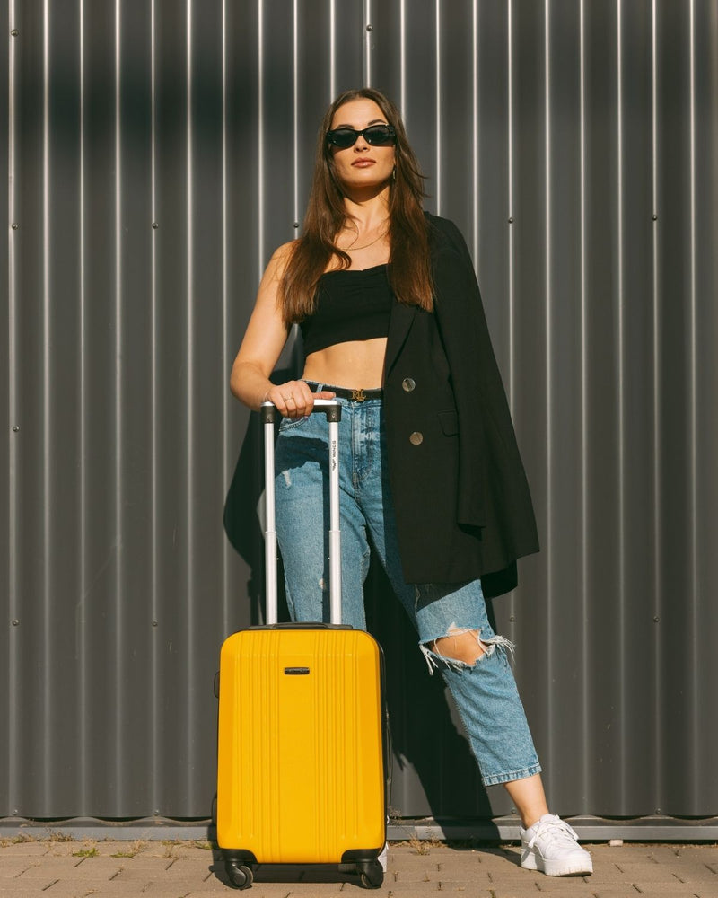 Walizka kabinowa Wings 20" KESTREL Yellow