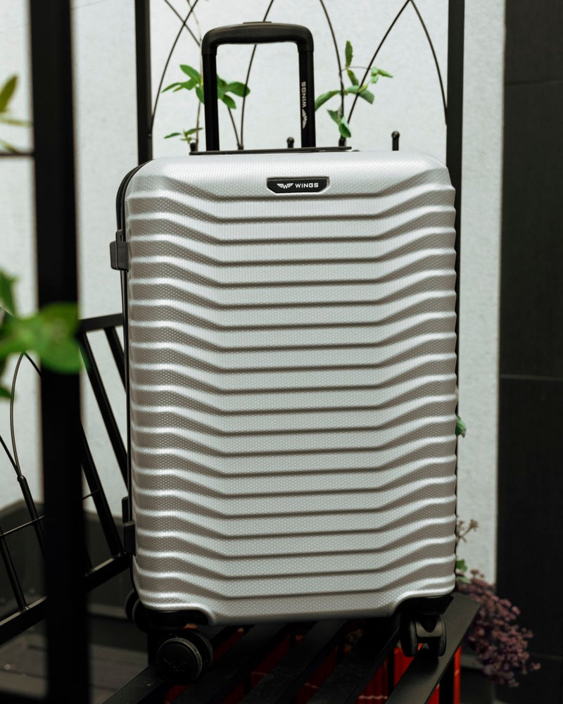 Walizka KABINOWA WINGS PC SEA EAGLE 20" SILVER