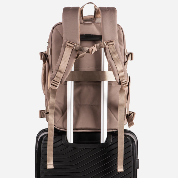 Pas na stelaż walizki