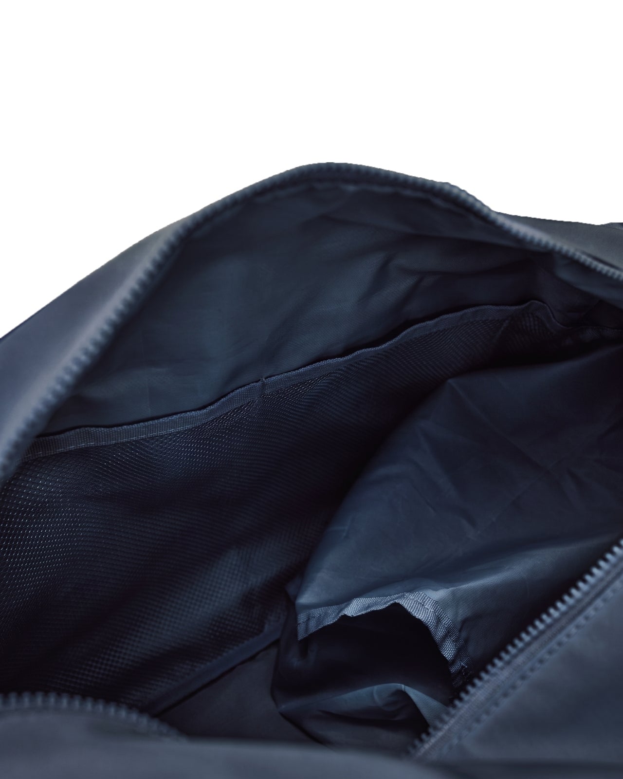 Torba sportowa WINGS SOLENNE z kieszenią na buty i pasem na walizkę NAVY BLUE