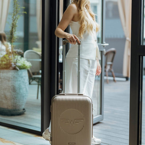 Walizka kabinowa Wings Swallow 3.0 CHAMPAGNE 20"