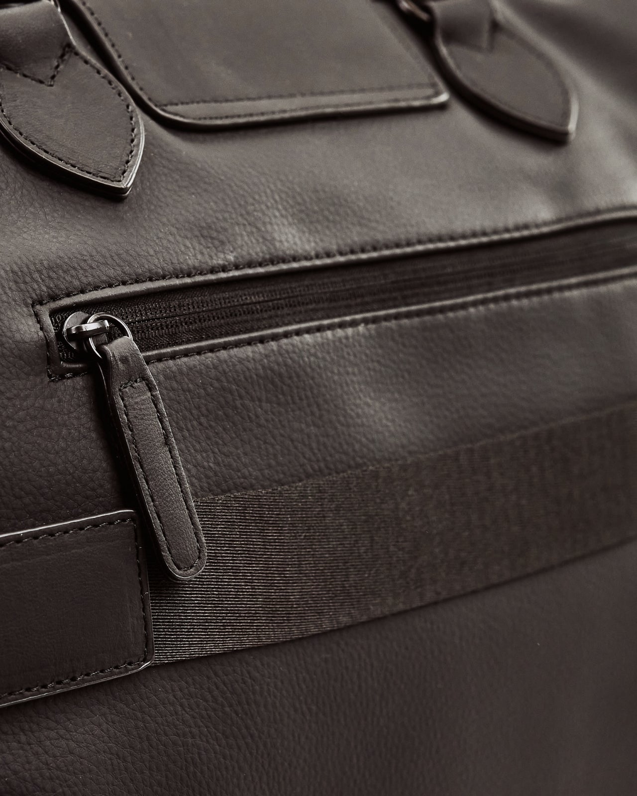 Torba podróżna WINGS WILLOW elegancka pojemna BLACK