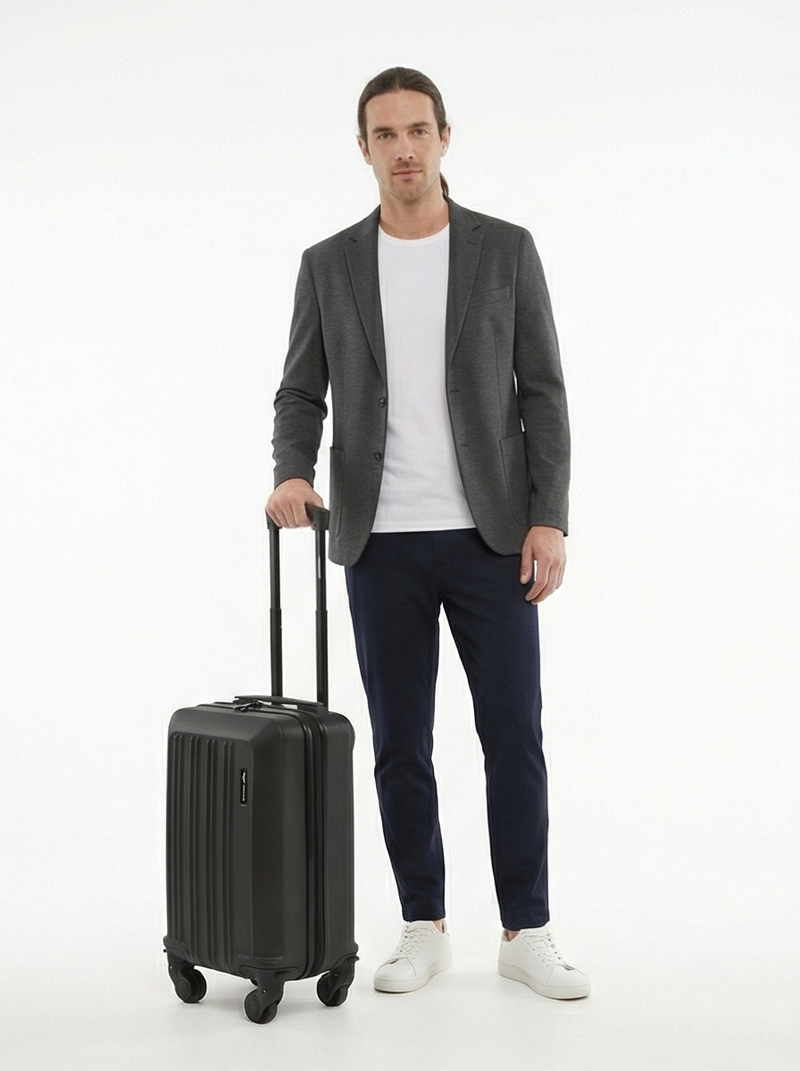 Walizka kabinowa Wings Free Carry On HARRIER Black