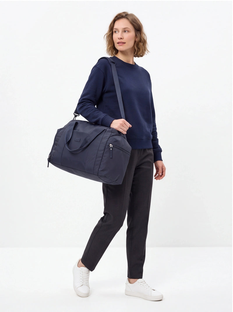 Torba sportowa WINGS SOLENNE z kieszenią na buty i pasem na walizkę NAVY BLUE